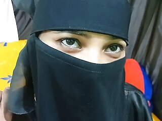 Friend's Muslim wife called..